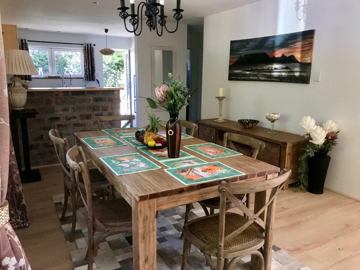 קייפטאון African Holiday Home In Table View מראה חיצוני תמונה