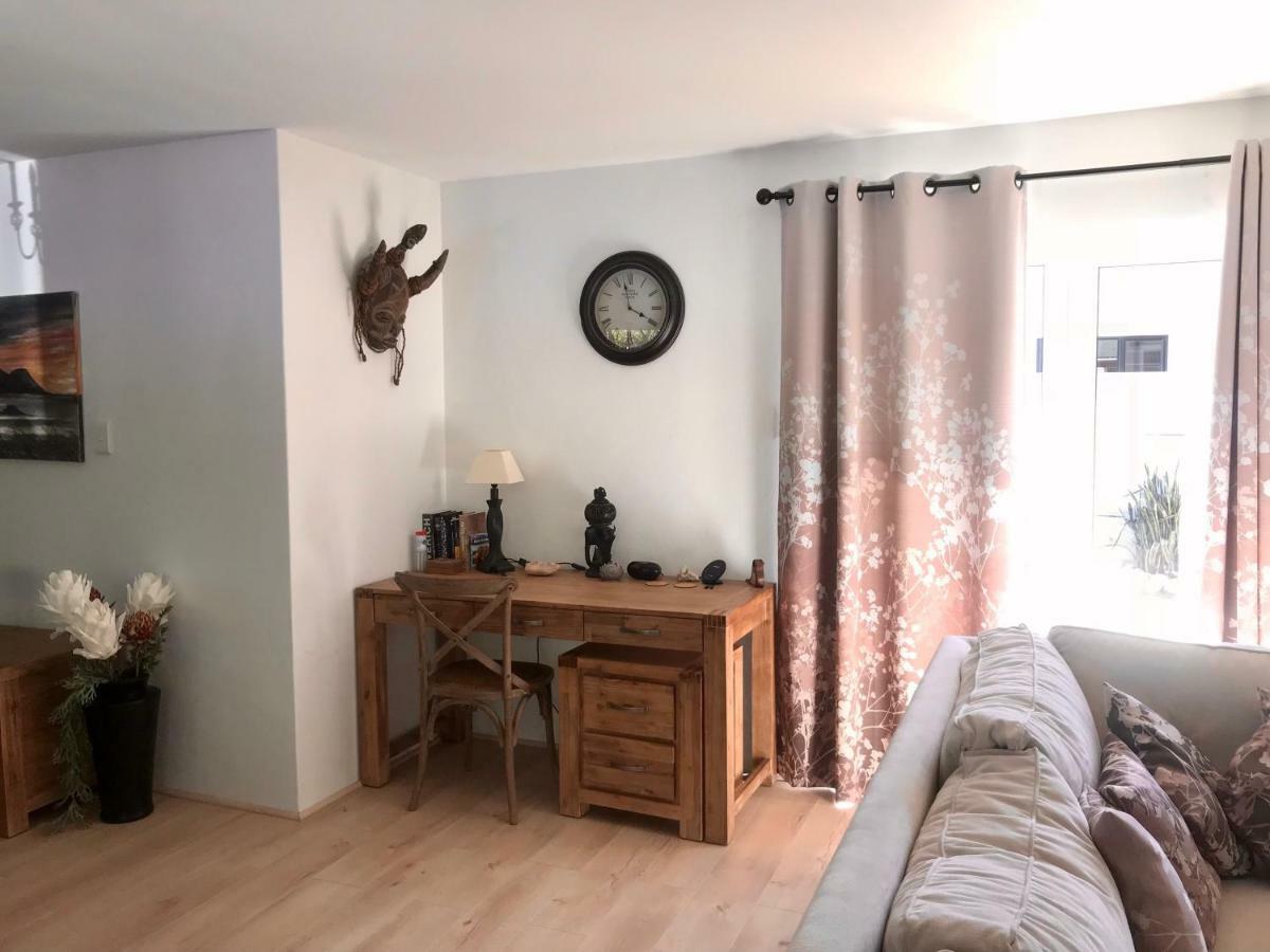 קייפטאון African Holiday Home In Table View מראה חיצוני תמונה